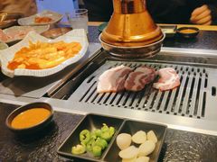 -臻牛烤肉