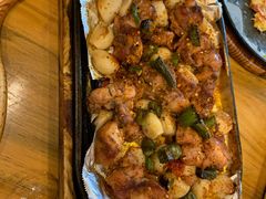 -老东镇啤酒屋海鲜加工·蒸汽海鲜·海鲜烧烤(台东店)