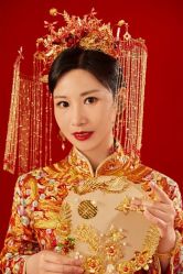 -雪中彩影婚纱摄影·微光艺术中心