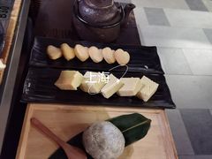 -湊湊火锅·茶憩(上海合生汇店)