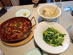 -有红鸡毛店·川菜(建设路店)