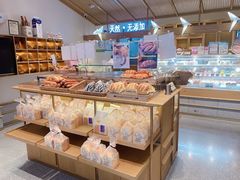 面包甜点陈列柜-西村叔叔的店·面包·甜品·蛋糕(崂山丽达店)