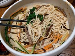 鸡丝凉米线-云海肴·汽锅鸡·云南菜(美罗城店)