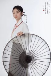 点击看大图 -挪娅婚纱摄影皇家会所