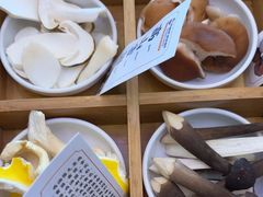 -阿婆情腊排骨火锅(金虹路店)