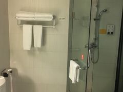 -昆明朗威酒店(昆明站火车站双桥夜市风情街店)