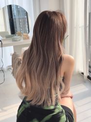 -Hello Lady发型设计