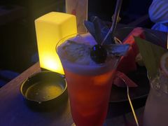 -FOUR PLAY BAR