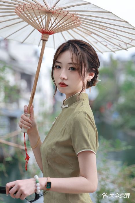 一揽芳华汉服旗袍体验馆(拙政园店)图片