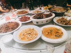-吴记酱骨炖菜馆(康安路店)