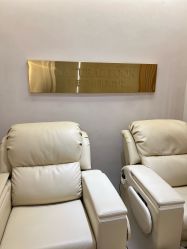 -初颜品佑肌肤管理