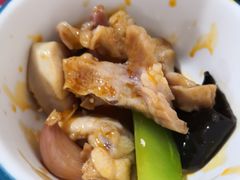 -米二红烧兔(华阳店)