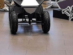 -TESLA 特斯拉(上海太古汇体验店)