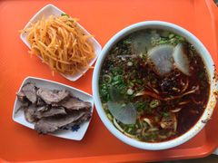 -吾穆勒蓬灰牛肉面·清真(北滨河中路店)