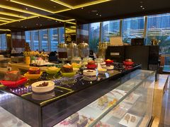 自助取餐区-大中华希尔顿酒店-念自助餐·嗨啤·小龙虾