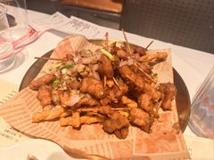 -肥肥虾庄·金牌油焖大虾(汉街SKP店)