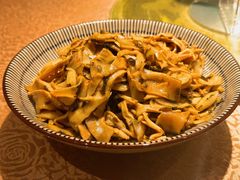 雪菜炒鲜笋-恰八斗·猛火长沙菜(国贸店)