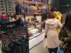 -COACH蔻驰(赛特奥特莱斯店)