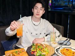 -STARRY CAFE & LOUNGE BAR(高新店)