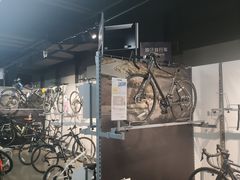 -迪卡侬(西三旗店)