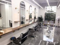 -茶发Salon·烫发染发理发