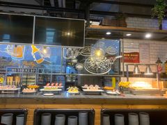 自助取餐区-钦瓦台时尚自助餐厅(银泰城店)