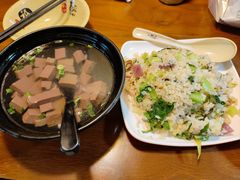鸡鸭血汤-舒蔡记生煎菜饭(云南中路店)