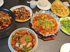 -万重锦·人文川菜馆(骡马市店)