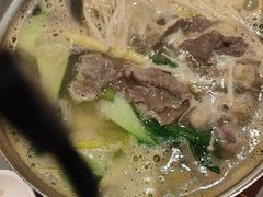 -黑金·寻焰自助百汇·烤肉·火锅(中街店)