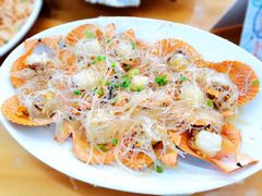 蒜蓉粉丝蒸扇贝-明记海鲜大排档(巽寮湾店)