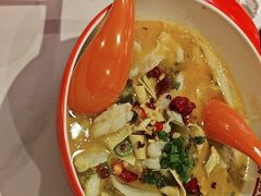 -小六鱼你.下饭酸菜鱼(益田假日广场店)