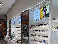 -J-Optical佳视明眼镜·蔡司视觉(青岛金茂览秀城店)