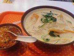-张亮麻辣烫(上海国顺东路店)