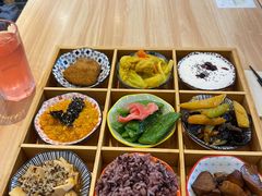 -轻蔬不用等·素食(江苏路店)