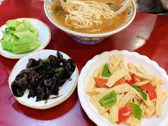 -金杨拉面王小吃面馆·牛三宝面·红烧牛肉粉