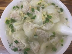 -胖子馄饨坊