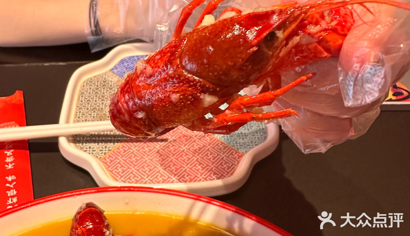 三牌楼美食！夏天就是要来点小龙虾