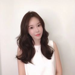 -AYO SALON