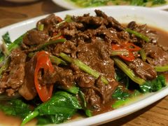 芥兰炒牛肉-潮中人·潮州菜(益乐路店)