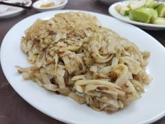 菜脯粿条-莲华素食府