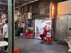 -威邵鸡煲(西华路总店)