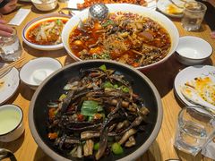 -小三峡食府(西五路店)