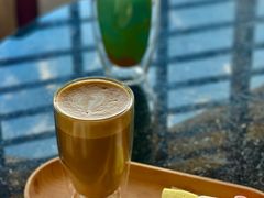 -亚龙湾喜来登·美景台大堂吧