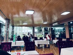 -侯臣咖啡文化村