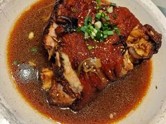 -老码头黑皮肘子锅包肉熏酱水饺(文政街店)