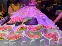 -领鲜活海鲜榴莲自助火锅(东门店)