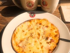 芝士玉米圆饼-MAAN COFFEE(金桥店)