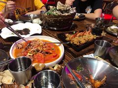 -蚝堡海鲜·威海菜·海肠捞饭·烧烤·亚洲吃蚝公司(幸福门店)