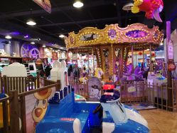 -卡通尼乐园(五彩世界店)