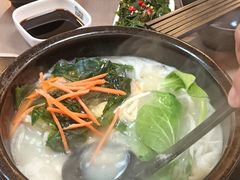 -灵芝妹子海鲜米线(瓦房店新玛特店)